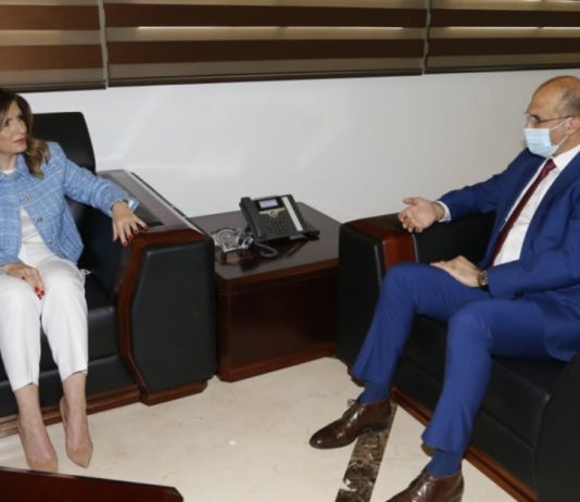 تلقيح موظفي الضمان ينطلق الإثنين المقبل