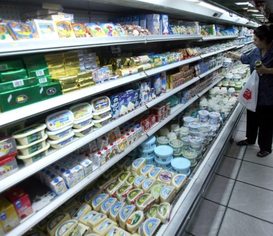 رفع الدعم أو ترشيده: بطاقة تمويلية للبعض.. والمجاعة للجميع