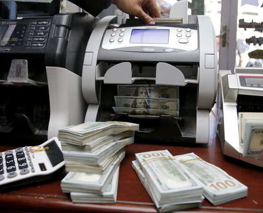 المستشار المالي للكاظمي يكشف عن إجمالي ديون العراق واجبة الدفع