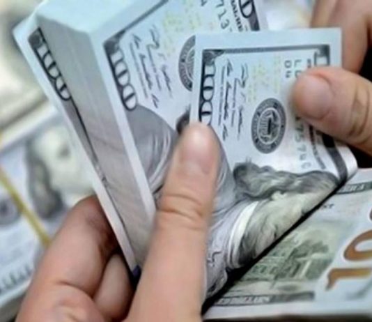 دولار السوق السوداء على عتبة الـ13 الف ليرة!