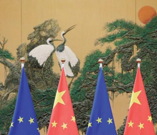 صدام صيني ـ أوروبي عقب تعليق اتفاق استثماري