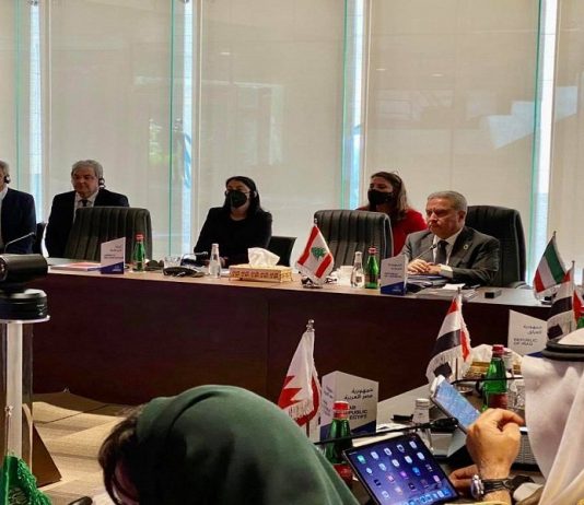 المشرفية وقع ووزير الثقافة العراقي اتفاقية لتفعيل القطاع السياحي