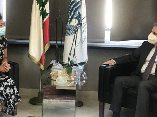 وزني بحث مع رشدي في سبل تسهيل نشاط الأمم المتحدة