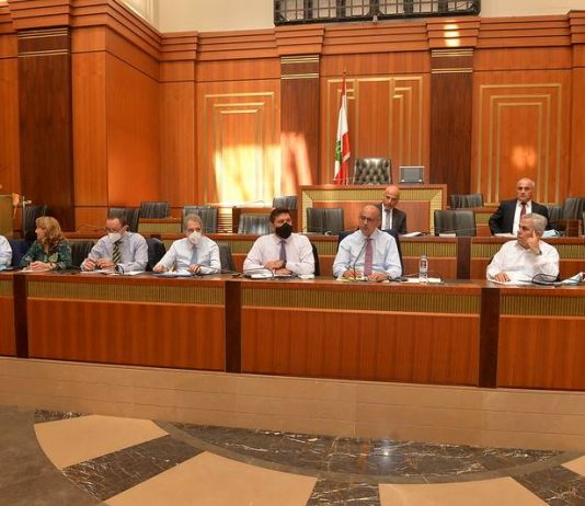 محروقات العراق تصل في أيلول وخطة للكهرباء قيد الإعداد