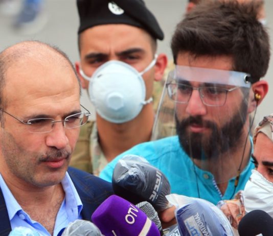 وزير الصحة يمتدح مشروع «البطاقة الدوائية»