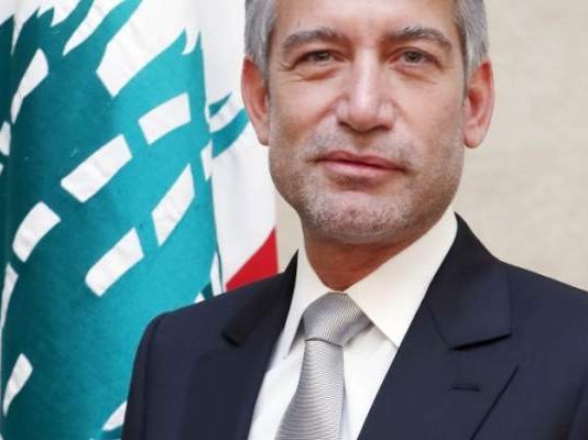 مكتب فياض: وزارة الطاقة لديها عدادات كهرباء وليس عليها اي متأخرات لكهرباء لبنان