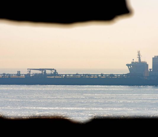 ناقلة ثالثة محملة بالوقود الإيراني في طريقها إلى لبنان…