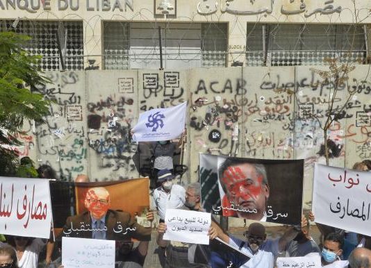 رياض سلامة: لدى مصرف لبنان 14 مليار دولار سيولة احتياطي العملة الصعبة