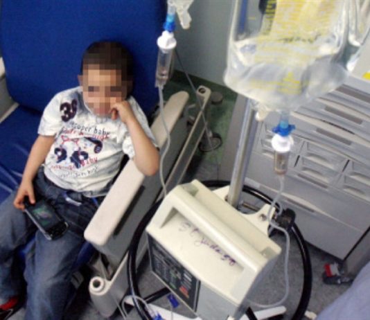 أبيض: دعم جزئي لأدوية السرطان والأمراض المستعصية وغسل الكلى