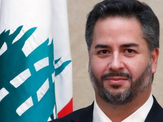 سلام: التريث في حسم موضوع الدولار الجمركي حاليا حتى أواخر العام