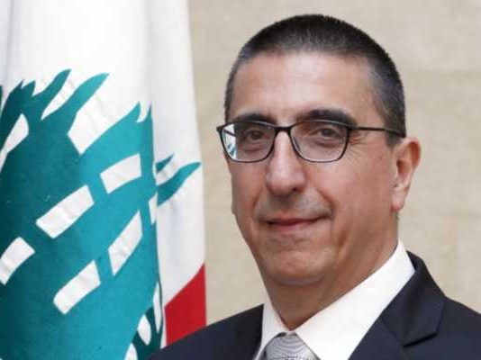 الحجار عمل على تأمين المنح على الرواتب لكل موظفي وزارة الشؤون الإجتماعية