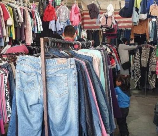 سوق “البالية” يزدهر في صيدا… والشراء لم يعد بالخفاء أو على استحياء