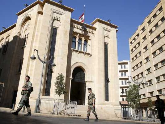 بدء جلسة لجنة المال برئاسة كنعان لدراسة اقتراح اعطاء مساعدة اجتماعية لمدة سنة للقطاع العام