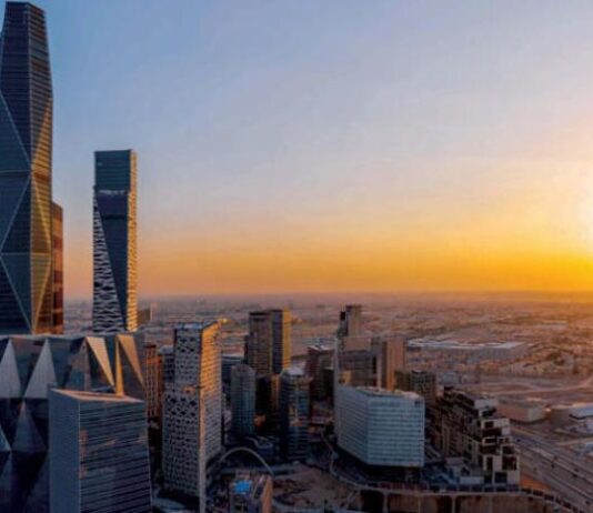 نمو القطاع الهيدروكربوني يعزز انتعاش الاقتصاد الخليجي