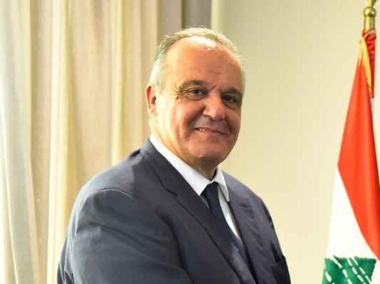 بوشكيان وصل الى بغداد لإجراء محادثات مع المسؤولين وافتتاح مؤتمر الأعمال