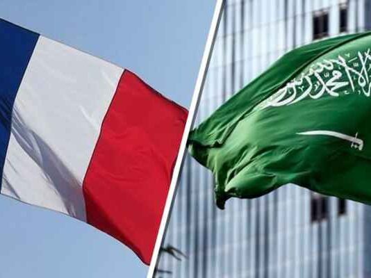 توافق سعودي- فرنسي على تمويل مشاريع إنسانية أولية لمساعدة الشعب اللبناني
