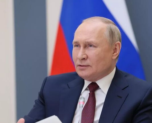 بوتين: أخطاء الغرب في السياسة الاقتصادية أدت إلى حدوث نقص في الغذاء وزيادة الفقر