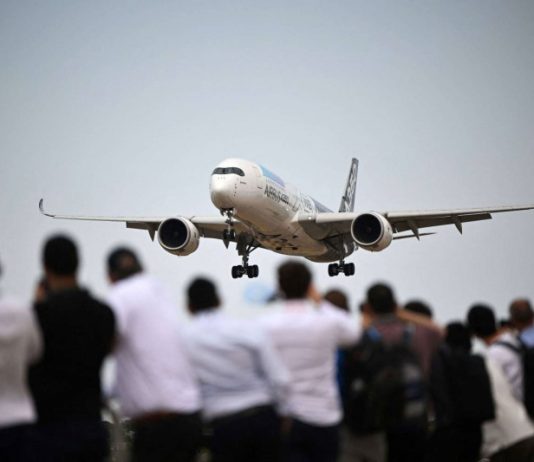 معرض فارنبورو يُذكي سباق الهيمنة على سوق الطيران