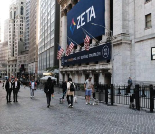 الأسواق العالمية تخشى «العدوى البريطانية»