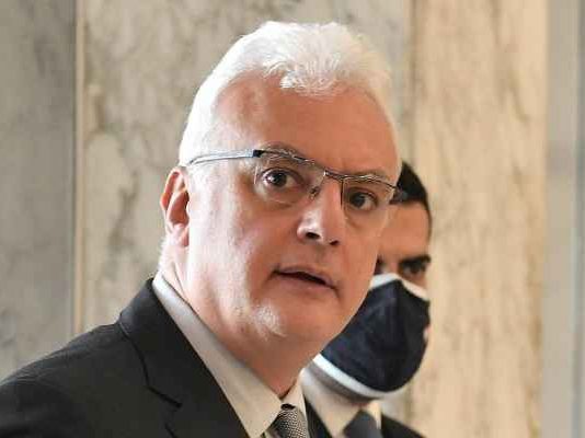 قرم: المراسيم الـ3 المتعلقة بمطالب موظفي أوجيرو بقيمة 96 مليار “مشينا فيهم”