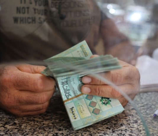 سلّة تقديمات للعمال قبل نهاية العام