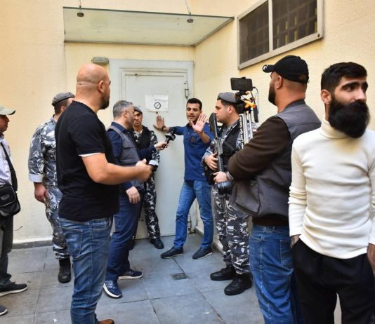 “اللولار” بسعر جديد… و”الهيركات” دائم