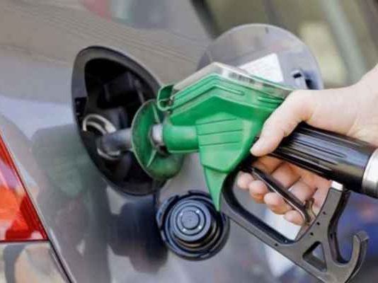 ارتفاع سعر صفيحتي البنزين 20000 ليرة والمازوت 23000 ليرة والغاز 10000 ليرة