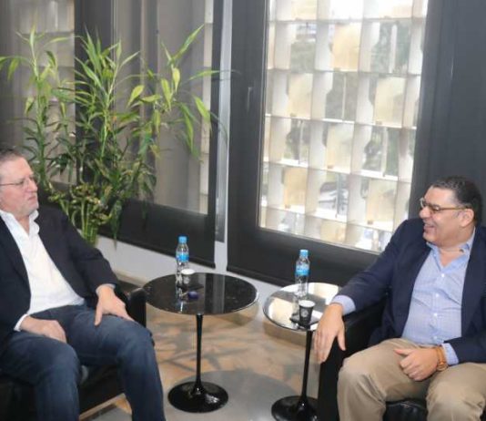 شقير بحث تطوير العلاقات الاقتصادية مع سفير مصر