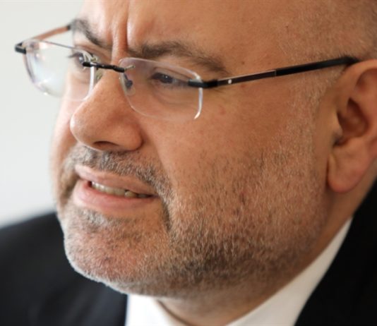 «الصحة» تطلق التطبيق الممكنن لتتبّع أدوية الأمراض السرطانية