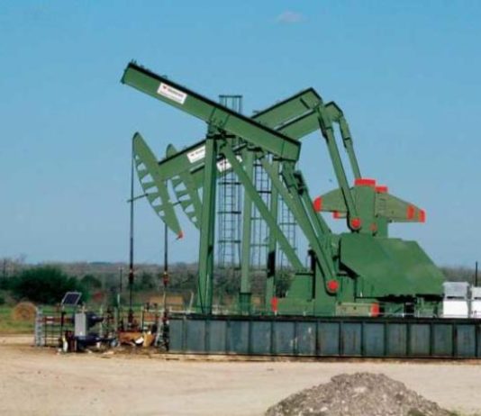 أسعار النفط تصعد لأعلى مستوى في 3 أسابيع