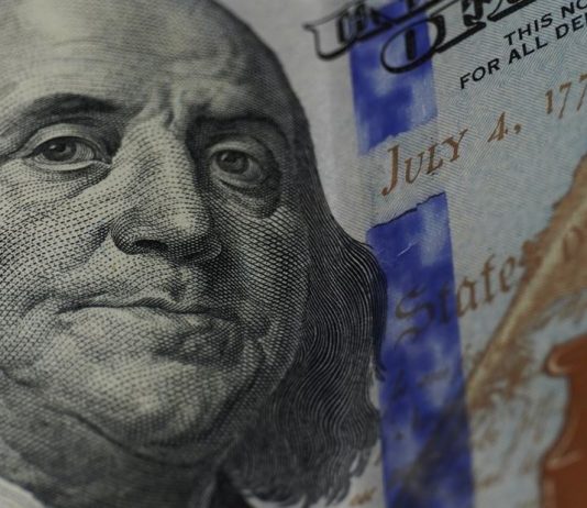 وداعاً لـ دولار الـ 1500… ما مصير تسديد القروض في شباط؟