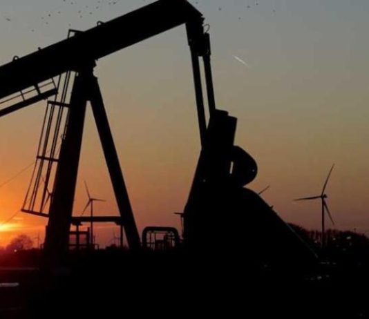 النفط يوقف نزيف الأيام الستة