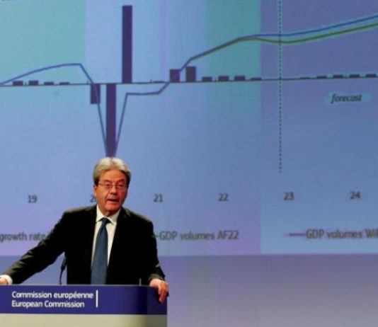 الاتحاد الأوروبي يتوقع تفادي الركود الاقتصادي خلال 2023