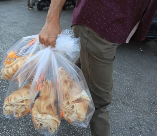 «الاقتصاد» تحدّد سعراً جديداً لربطة الخبز