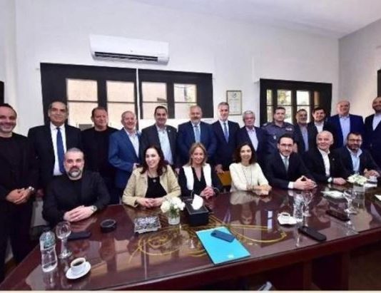لقاء في نقابة أصحاب المطاعم بعنوان “معاً نعزّز اتّحادنا ونجدّد روح الصمود والأمل”