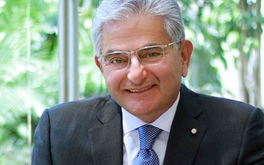 سليم صفير يتلقى صفعة