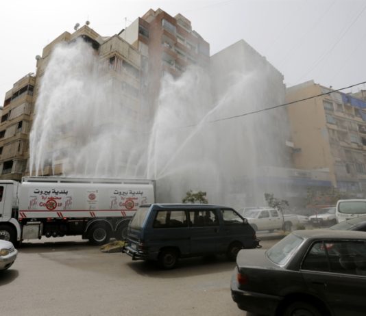 متعهّد يتحكّم ببلديّة بيروت: أنا أو تعطيل الأعمال!