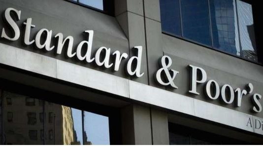 غياب الإصلاحات يترك أثره على تصنيف لبنان الائتماني… “إقتصاد الكاش” ينمو؟!