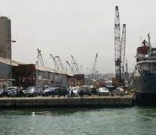 لان اقتصاد لبنان يترنح “وواقف على شوار “