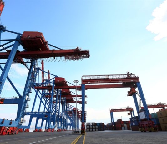 رائحة الفساد تطلّ من المرفأ: قانون الشراء العام لا ينطبق علينا!