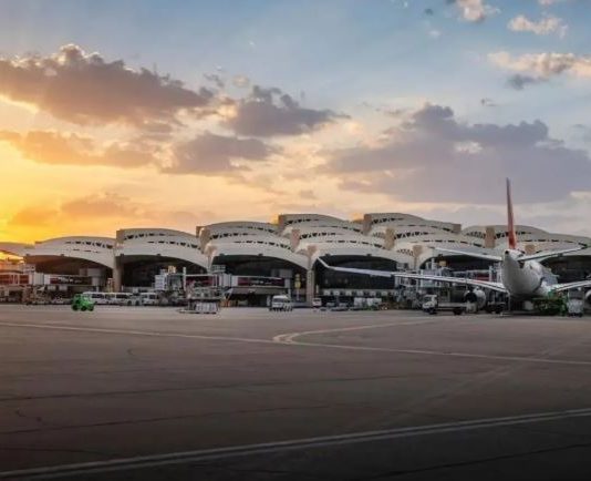 «أوليفر وايمان» تتوقع نمو أسطول الطائرات التجارية في الشرق الأوسط 5.1 % سنوياً