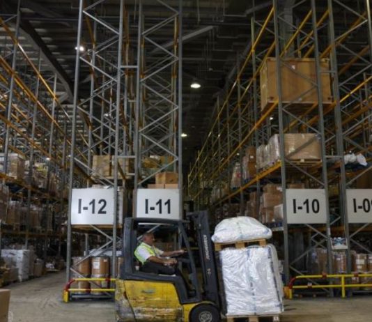 240 ألف وظيفة في القطاع الصناعي