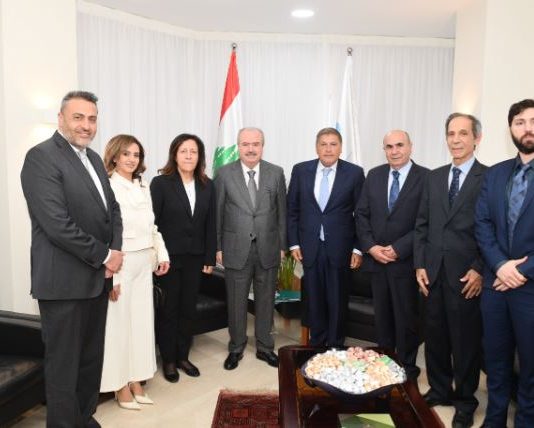 جابر عرض وجمعية الصناعيين لإجراءات “المالية” لدعم الانتاج الوطني