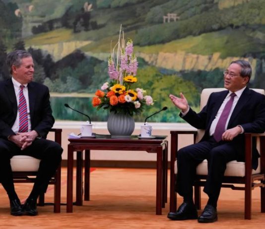 الصين مستعدة لـ«الصدمات» مع اقتراب فرض رسوم جمركية جديدة