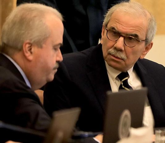 خضوعاً لإملاءات صندوق النقد الدولي: الحكومة «تعالج» المصارف وتؤجّل الخسائر