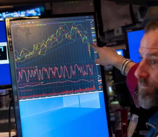 بعد اضطرابات حادة بسبب الرسوم… ما المتوقع في «وول ستريت» هذا الأسبوع؟