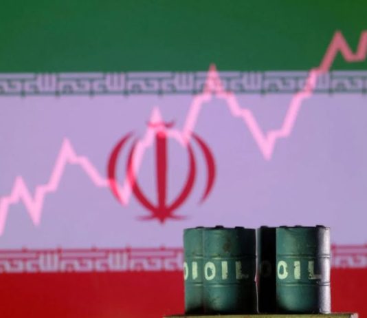 النفط في أدنى مستوياته بأكثر من أسبوع مع إعلان وقف النار بين إسرائيل وإيران