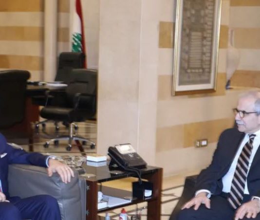 الحكومة والمركزي يتفقان: صيغة جديدة لإعادة هيكلة المصارف