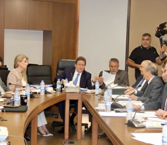 تقدّم في إقرار بنود قانون إصلاح المصارف