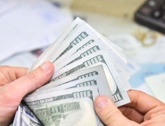 مصرف لبنان يمنع التعامل مع القرض الحسن